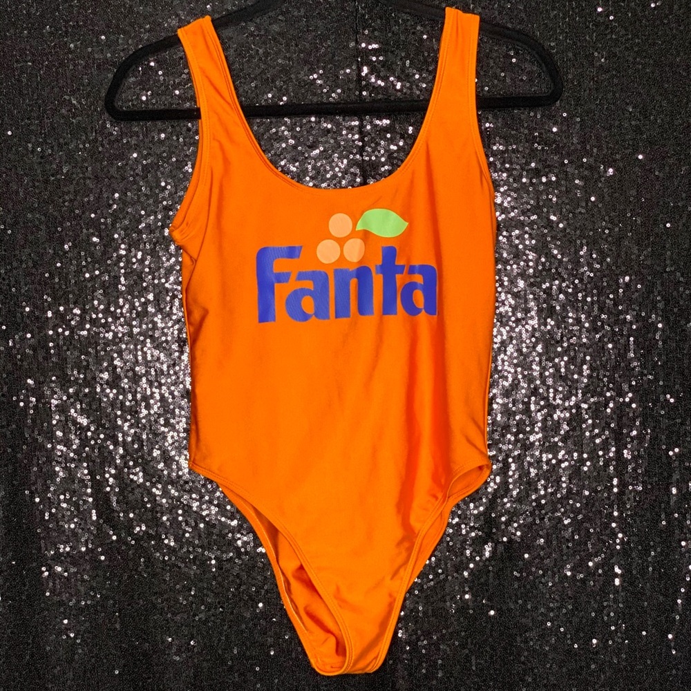 Fanta  bodysuit